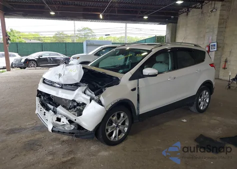 2016 Ford Escape Titanium from USA, damaged, VIN 1FMCU9J97GUC32516